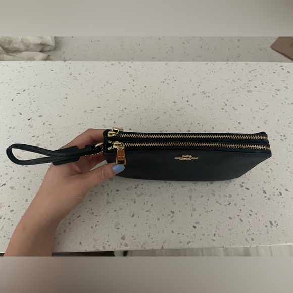Black Coach Wristlet Double Zipper Compartment - Picture 2 of 4